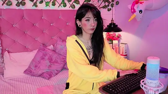 lauren evans96 online show from 8, 4, 2026