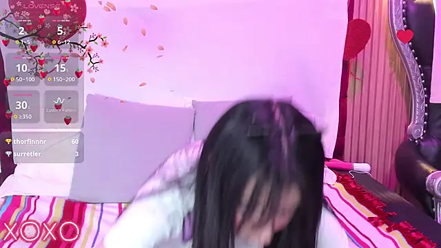 Snapshot of lauren_evans96 chatting on 19, 2, 2025 lauren evans96 online show from 19, 2, 2025