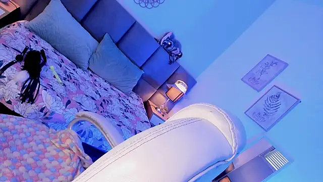 delilah fix online show from 12, 9, 2025