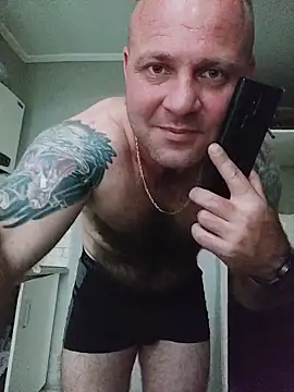 Snapshot of Crek666 chatting on 7, 6, 2026 Crek666 online show from 7, 6, 2026