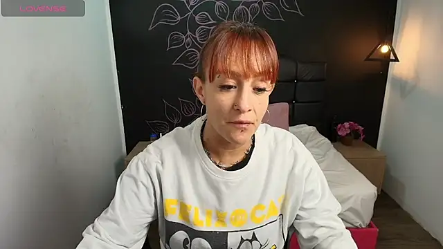 NatashaMason  online show from 22, 10, 2025