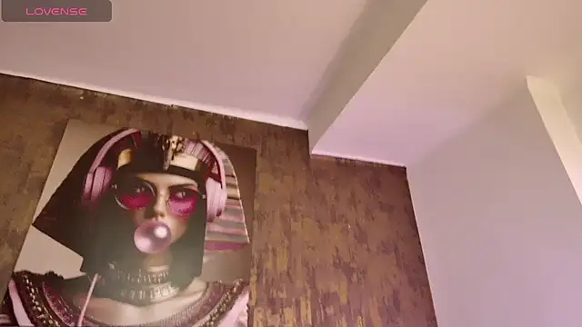 nicole  parker1 online show from 26, 9, 2025