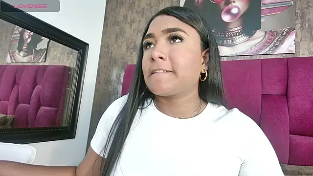 nicole  parker1 online show from 13, 11, 2025