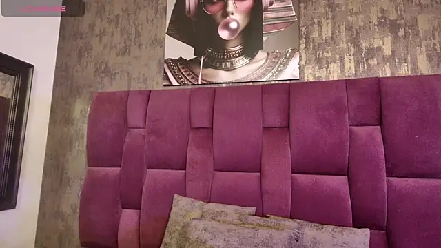 nicole  parker1 online show from 16, 9, 2025