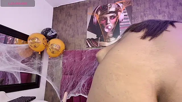 nicole  parker1 online show from 28, 10, 2025