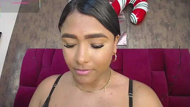 nicole  parker1 online show from 15, 12, 2025