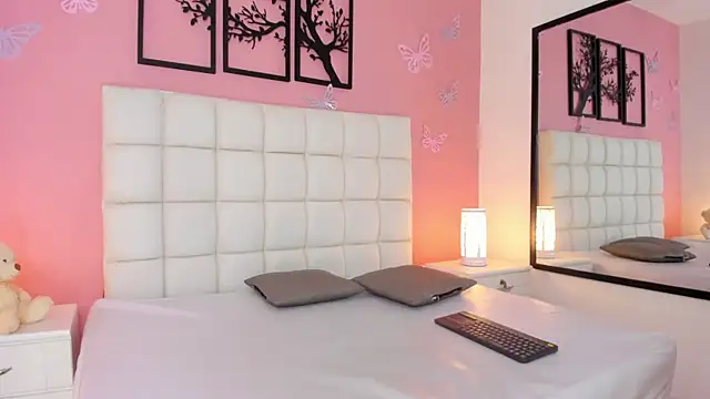 RenataJhonson  online show from 11, 3, 2025