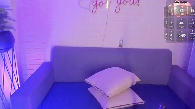 karina gomez 18 online show from 11, 9, 2025