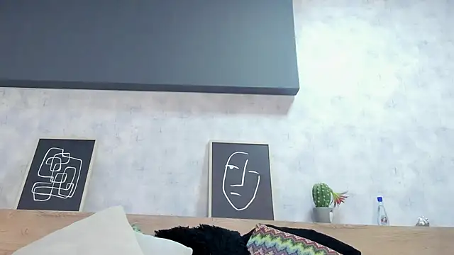 karina gomez 18 online show from 8, 4, 2026