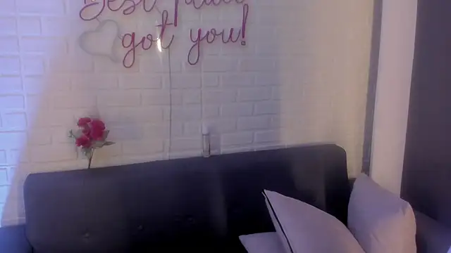 karina gomez 18 online show from 14, 9, 2025