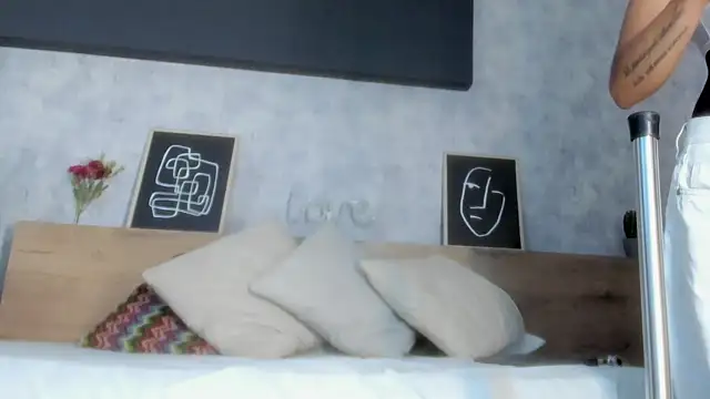 Snapshot of karina_gomez_18 chatting on 26, 2, 2026 karina gomez 18 online show from 26, 2, 2026