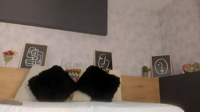 Snapshot of karina_gomez_18 chatting on 4, 3, 2026 karina gomez 18 online show from 4, 3, 2026