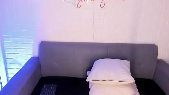 karina gomez 18 online show from 27, 11, 2025