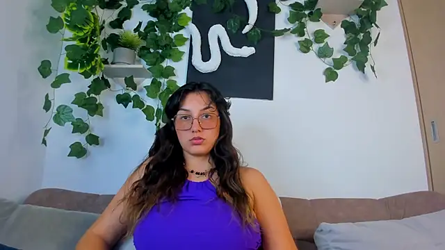 nataliepeterson online show from 22, 10, 2025