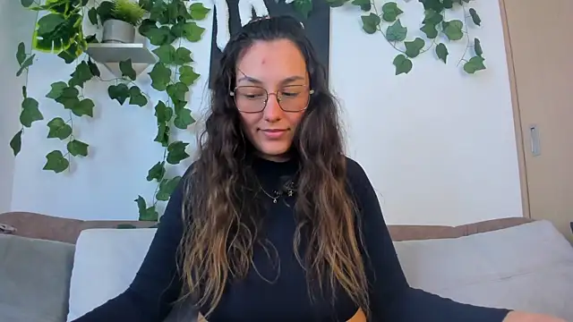 nataliepeterson online show from 16, 10, 2025