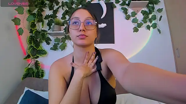 nataliepeterson online show from 11, 3, 2025