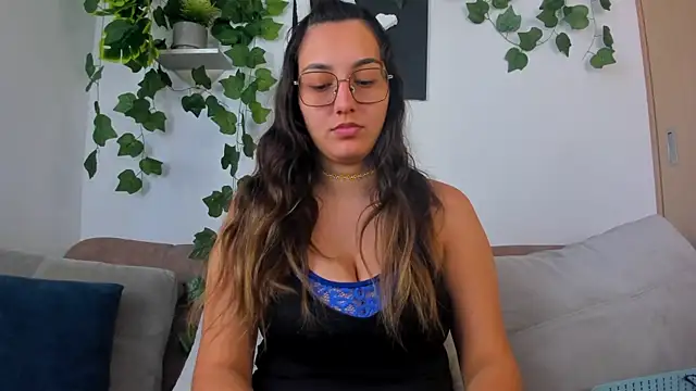 nataliepeterson online show from 5, 10, 2025