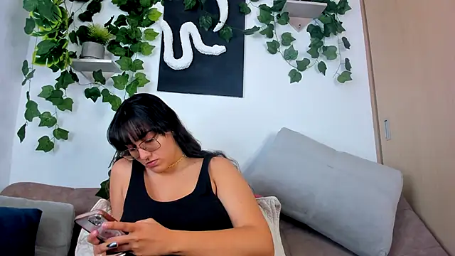 nataliepeterson online show from 2, 10, 2025