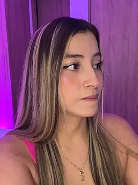 Snapshot of Issabela_G1 chatting on 1, 2, 2026 Issabela G1 online show from 1, 2, 2026