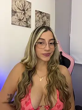 Issabela G1 online show from 10, 5, 2026