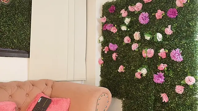 julieta aguilar1 online show from 16, 4, 2026