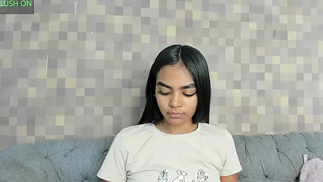 Snapshot of julieta_aguilar1 chatting on 23, 9, 2025 julieta aguilar1 online show from 23, 9, 2025