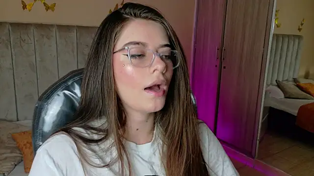 Charlotte Olsen  online show from 13, 6, 2026