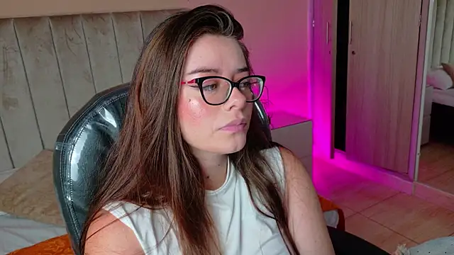 Charlotte Olsen  online show from 6, 6, 2026