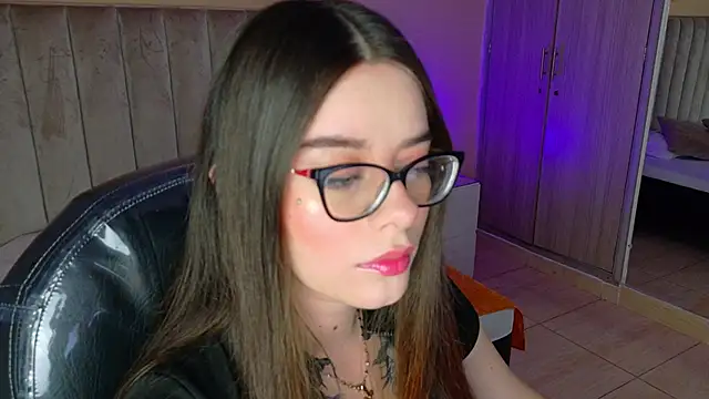 Charlotte Olsen  online show from 3, 6, 2026