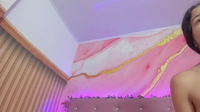 Snapshot of Bella__sweet chatting on 13, 1, 2026 Bella sweet online show from 13, 1, 2026