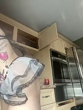 Snapshot of Luluof chatting on 25, 2, 2025 Luluof online show from 25, 2, 2025