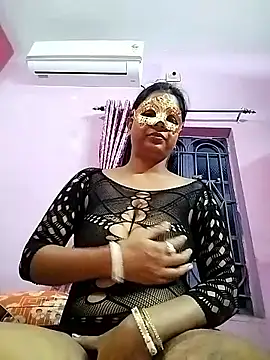 royaldoll-143 online show from 27, 10, 2025