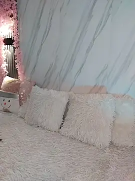 Nanda Vixen online show from 3, 12, 2025