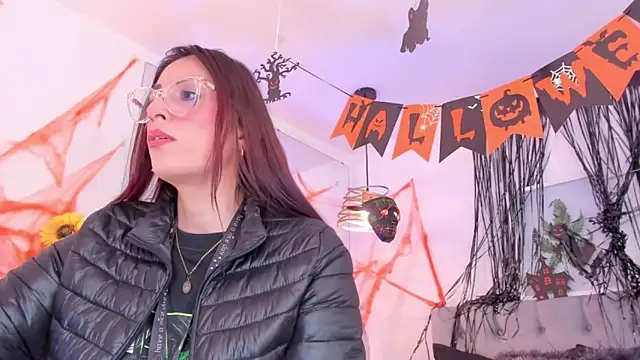 Nami sunny online show from 28, 10, 2025