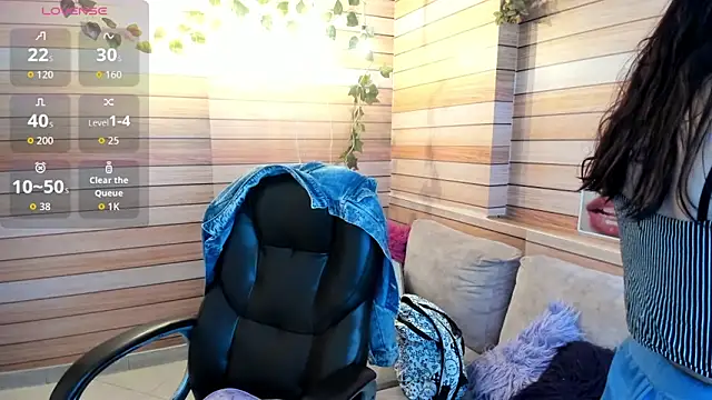 Nami sunny online show from 15, 10, 2025