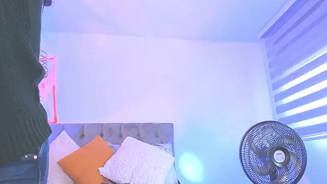 Nami sunny online show from 14, 10, 2025