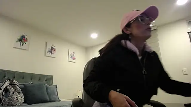 Nami sunny online show from 23, 3, 2025