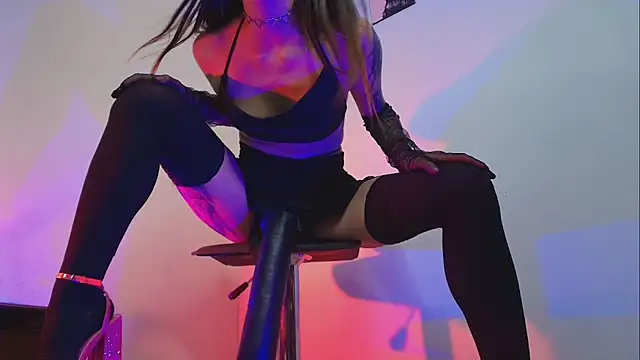 amber  blair online show from 30, 10, 2025