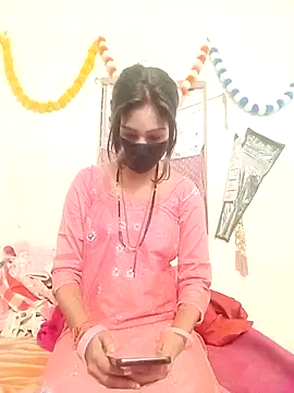 Lily Baby  online show from 27, 10, 2025