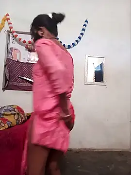 Lily Baby  online show from 28, 10, 2025