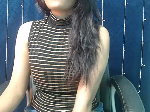 Yashi online show from 12, 11, 2025