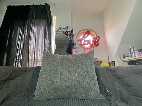 Tyraride online show from 8, 3, 2026