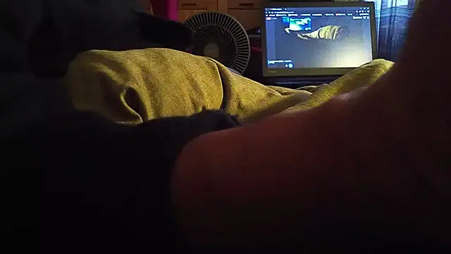 Snapshot of qoooqing67 chatting on 5, 11, 2025 qoooqing67 online show from 5, 11, 2025