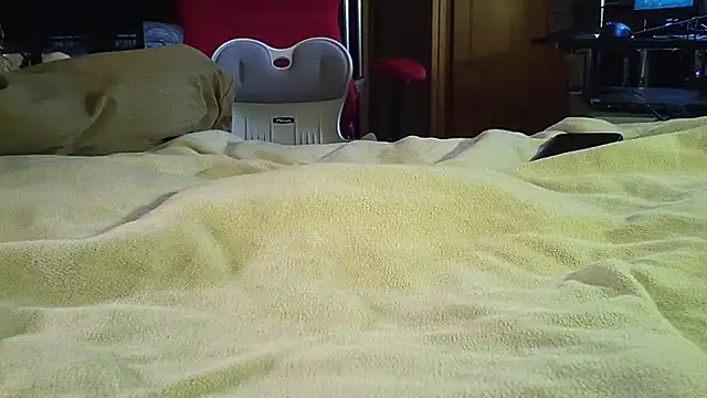 Snapshot of qoooqing67 chatting on 15, 11, 2025 qoooqing67 online show from 15, 11, 2025