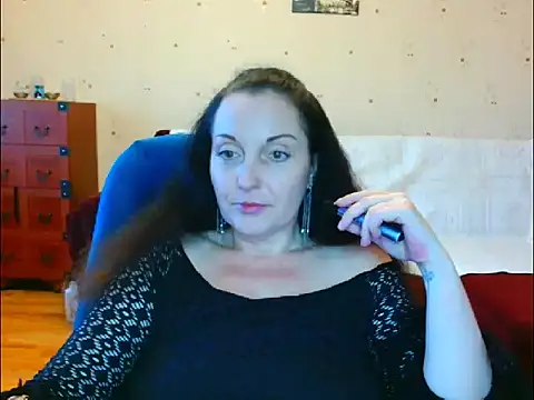 Alice3694 online show from 6, 4, 2026