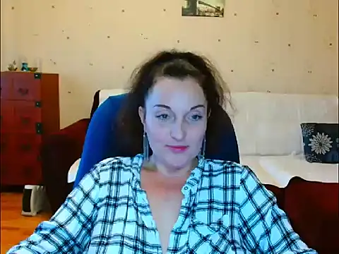 Alice3694 online show from 15, 5, 2026