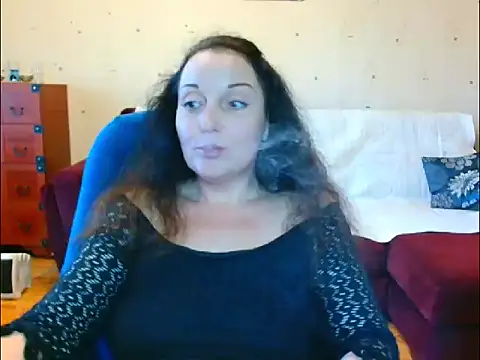 Alice3694 online show from 15, 4, 2026