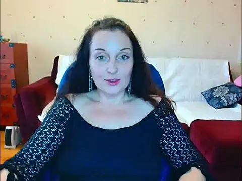 Alice3694 online show from 4, 4, 2026