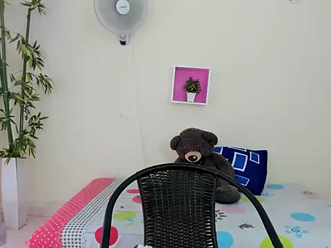 ASIAM BRUNET online show from 5, 11, 2025