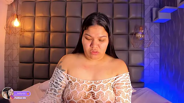 mile uribe online show from 25, 9, 2025